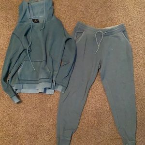 American Eagle jogger set
